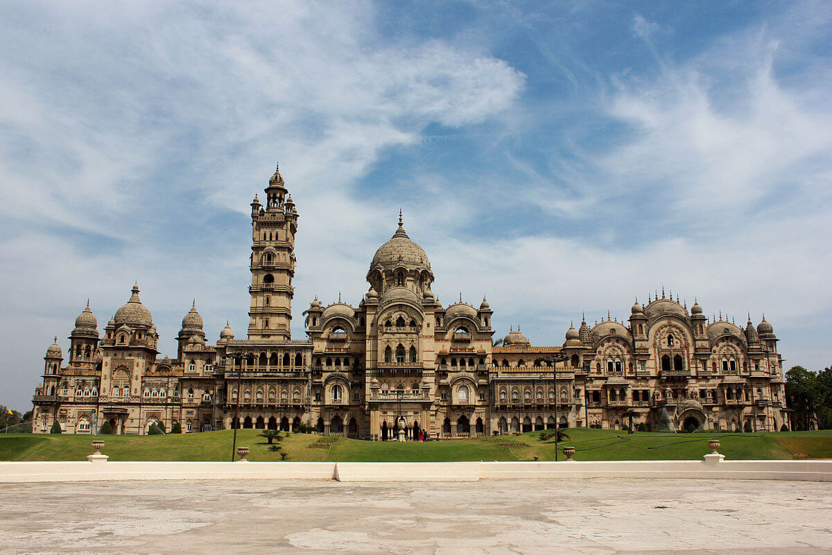 1200px Lakshmi Vilas Palace Vadodara