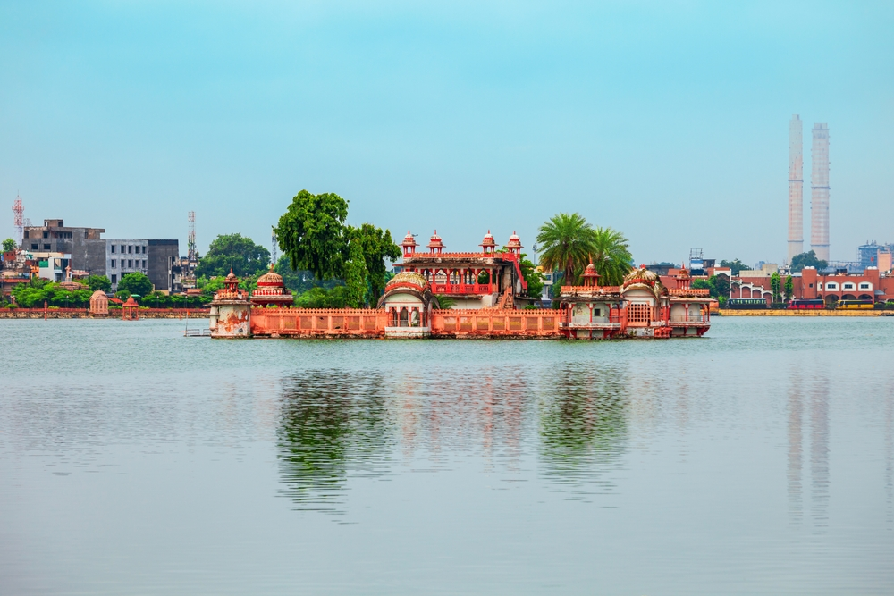 96fe6 top places to visit in kota